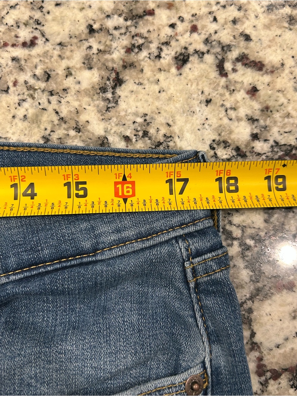 Levi's Women's Classic Bootcut Washed Denim Jeans 14M (32/32) 10” Rise Casual - Picture 8 of 11